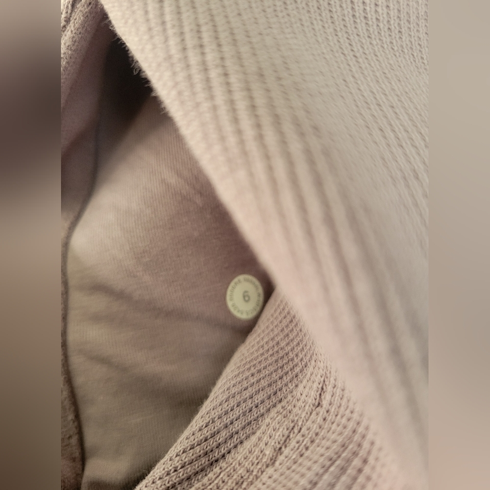 Lululemon Radiant II Jacket Size 6 Full Zip Violet Verbena - Picture 12 of 12
